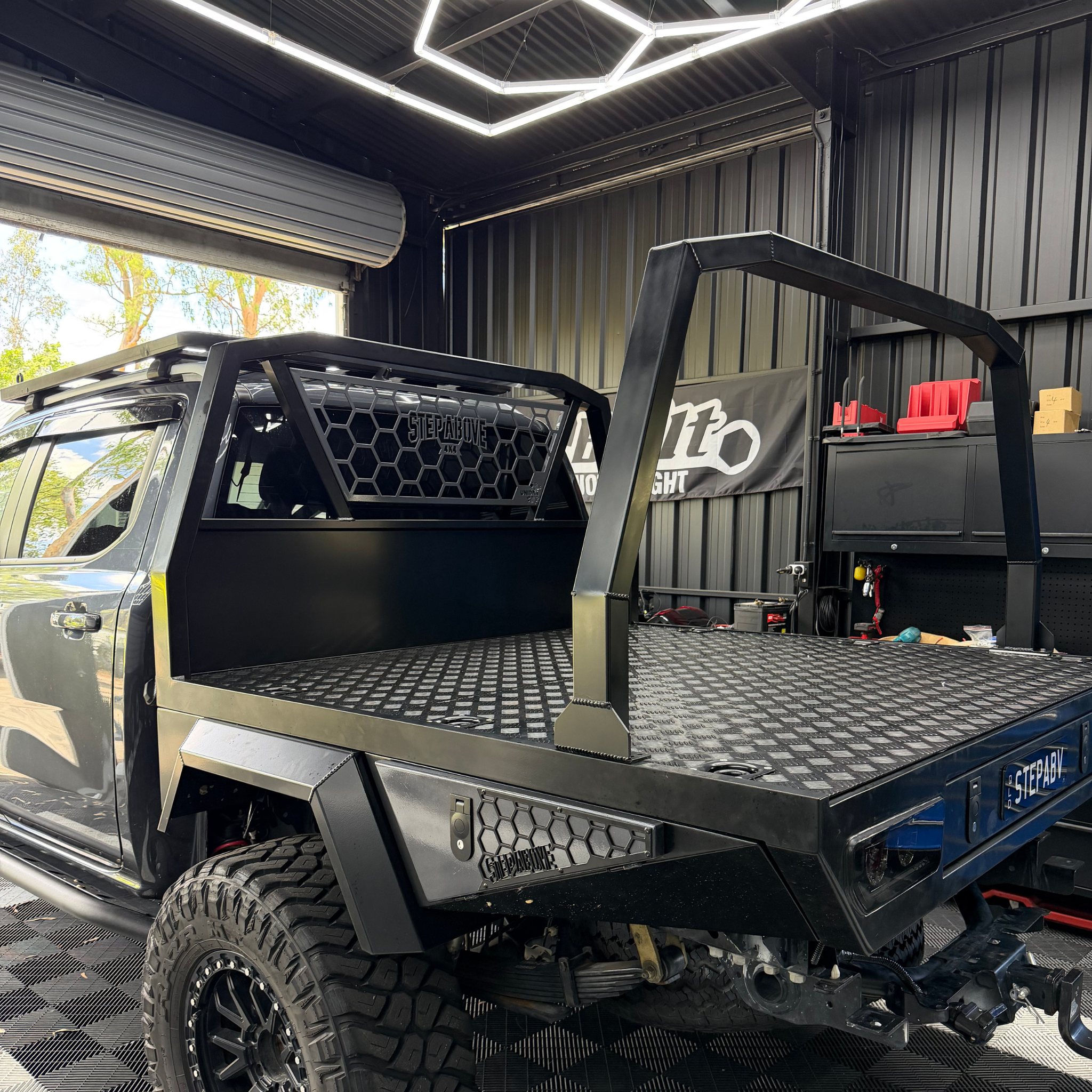 Rear Bar